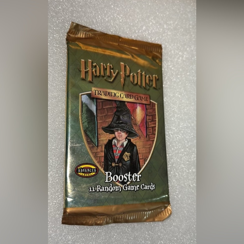 * Harry Potter * Card Game Base Set Booster Pack New Sealed 2001 WOTC
